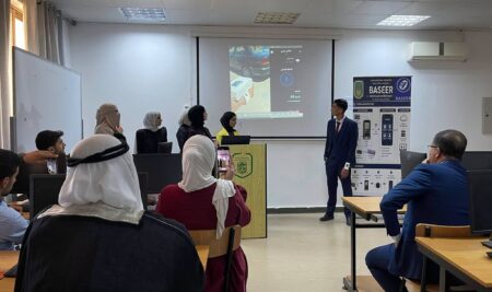 الهناندة يطّلع على مشاريع تخرج مبتكرة تعكس تميز وإبداع طلبة جامعة عجلون الوطنية